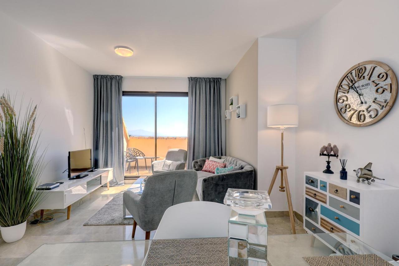 Duquesa Village Apartment - 2 Bed/2 Bath Apartment With Panoramic Sea Views Manilva Exteriör bild