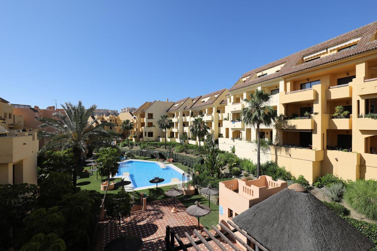 Duquesa Village Apartment - 2 Bed/2 Bath Apartment With Panoramic Sea Views Manilva Exteriör bild