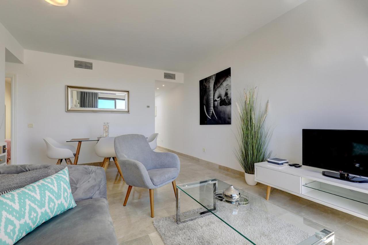 Duquesa Village Apartment - 2 Bed/2 Bath Apartment With Panoramic Sea Views Manilva Exteriör bild
