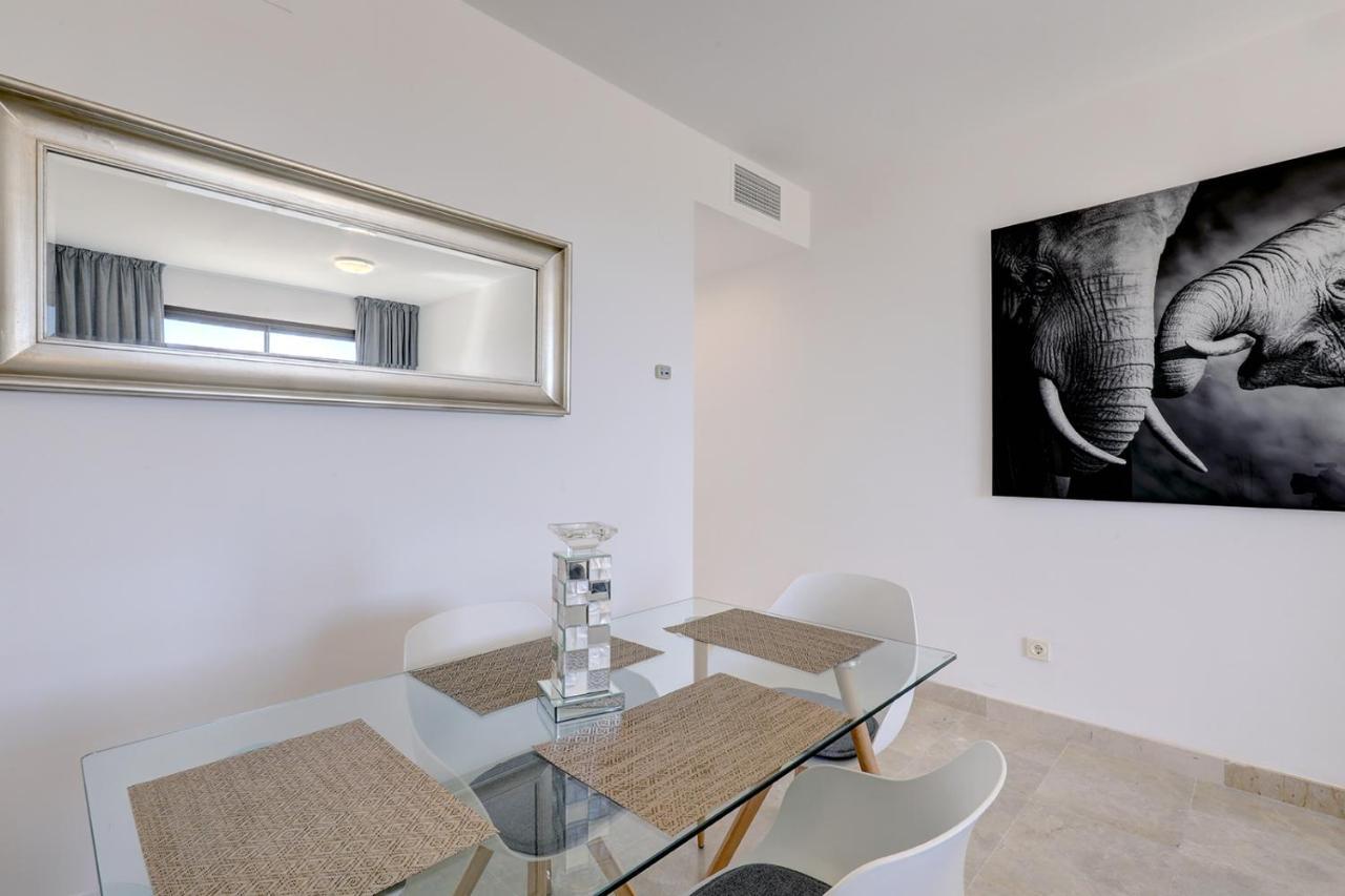 Duquesa Village Apartment - 2 Bed/2 Bath Apartment With Panoramic Sea Views Manilva Exteriör bild